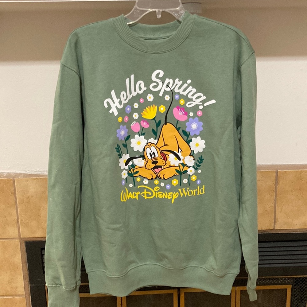 Disney Spring Pluto Crewneck Sweatshirt (size M) NWT